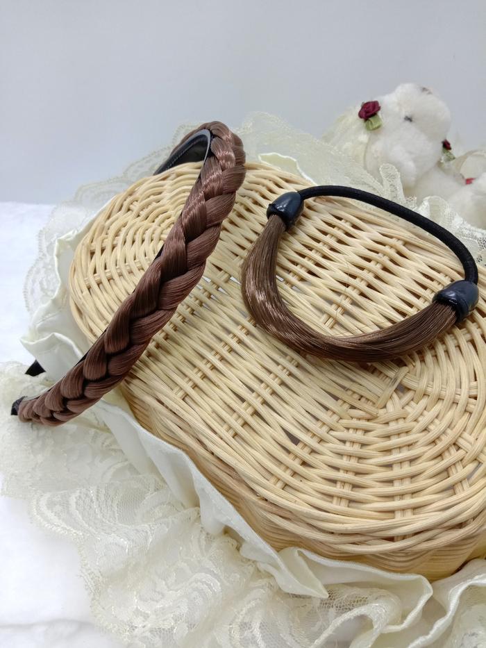 Gambar Paket Bando Bandana Wig dan Karet Wig Ikat Rambut Kepang Gaya Korea - COKLAT MUDA dari BeaNaBell Aksesoris undefined Tokopedia