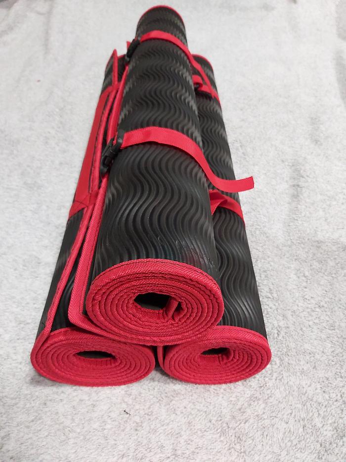 Gambar Matras Camping Matras Spons Matras yoga - List Merah dari Nabhan Outdoor undefined Tokopedia