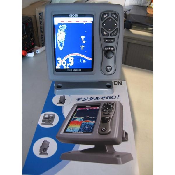 KODEN 光電 CVS-126 5.7インチカラー液晶デジタル魚探 送信出力：600 W 