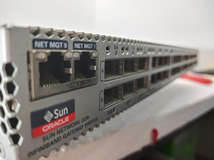 Jual Sun Oracle 7054728 QDR Infiniband Gateway Switch 40GB -S32 QSFP+ ...