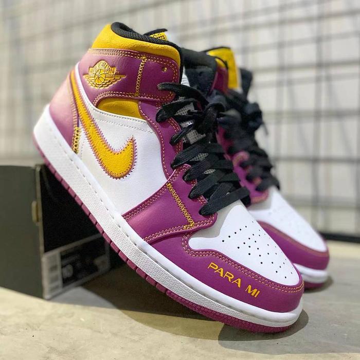 Jual Air Jordan 1 Mid SE La Familia \