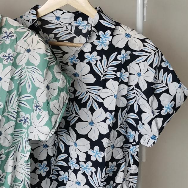 Gambar Hundred Flower Blouse - Navy Blue dari Happy_Basket undefined Tokopedia