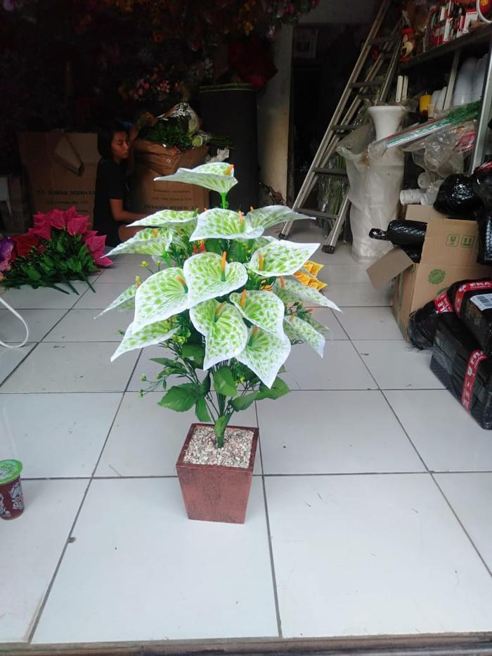 Gambar Bunga Aron Bunga pelastik/Bunga Hias Artificial - Putih dari Fatih Bunga Dekorasi undefined Tokopedia