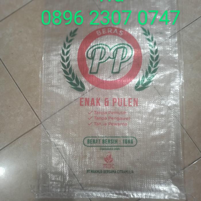 Gambar karung laminasi 10kg plus sablon - sablon 2 warna dari fikandita creative undefined Tokopedia