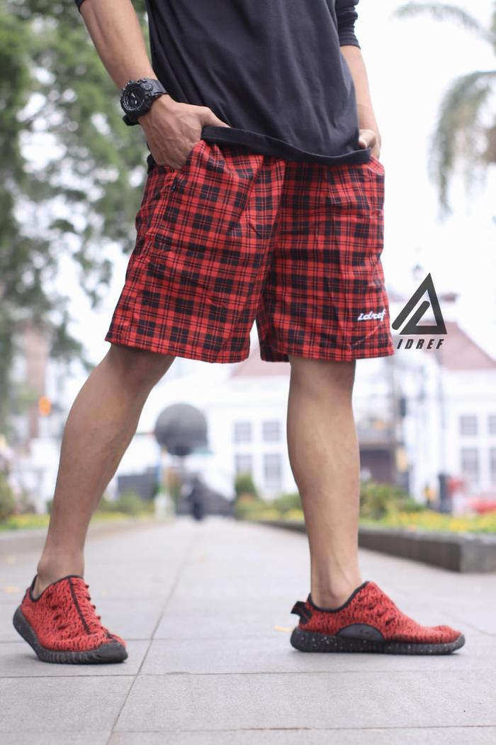 Gambar idref celana pendek motif kotak flanel premium all size 29-33 - Merah dari Idref Fashion undefined Tokopedia
