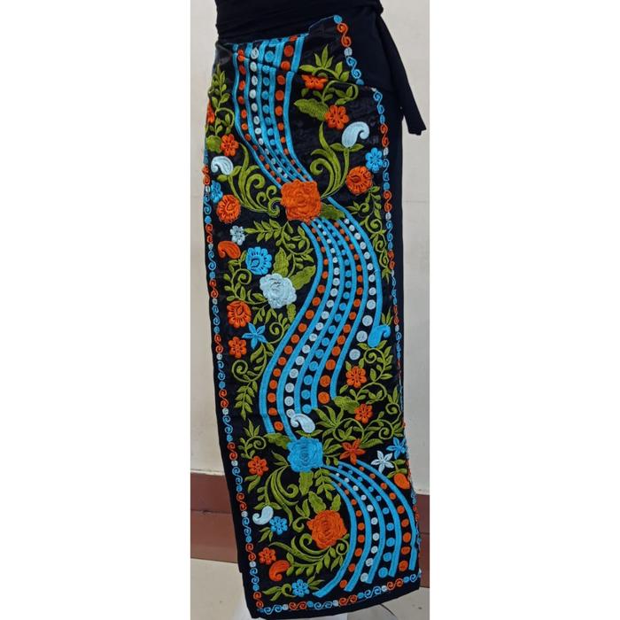 Gambar lilit bordir motif bunga - Biru dari rth undefined Tokopedia
