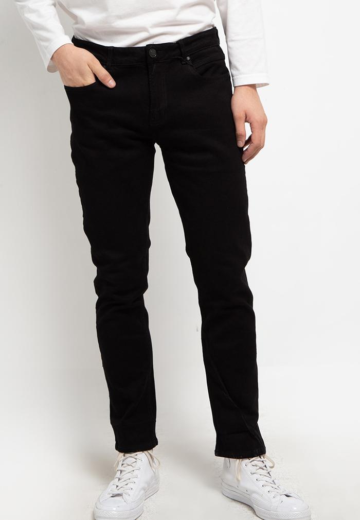 Promo TRIPLE Celana Jeans Slim Fit 