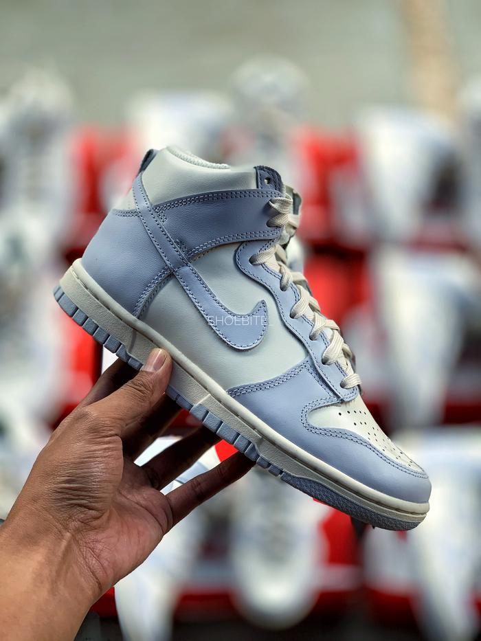 Jual NIKE DUNK HIGH WMNS FOOTBALL GREY 