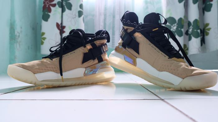 nike proto max 720 gold