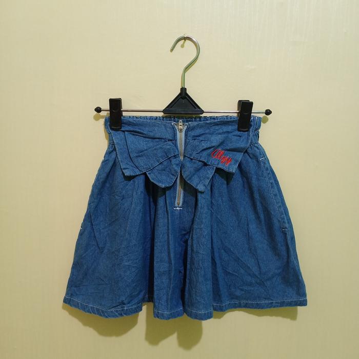 Gambar Preloved Celana Pendek Anak Second Branded Untuk Usia 5-6 Tahun (C) - Jeans Pita dari Amora Abe undefined 5 Tokopedia