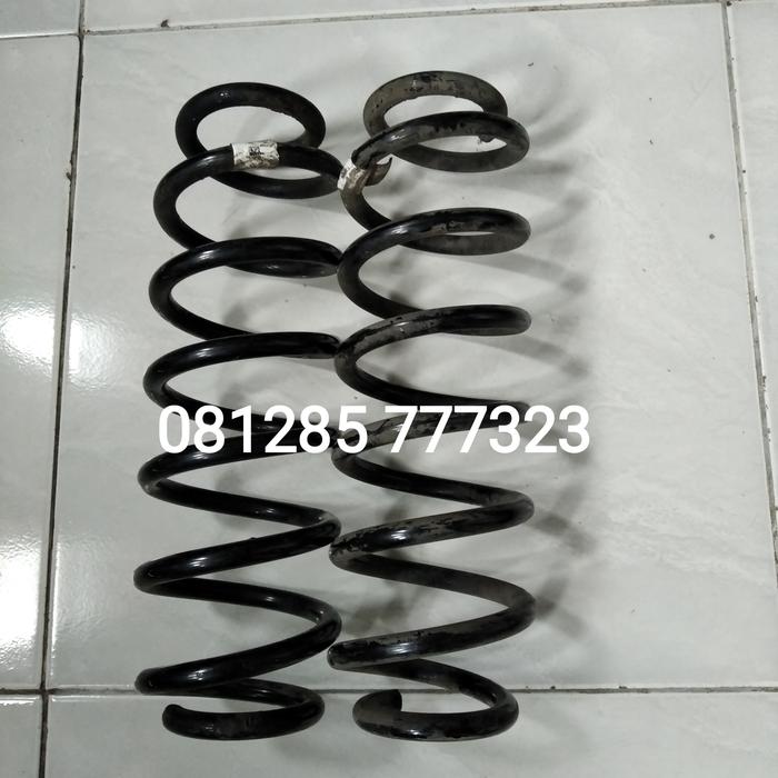 Gambar per coil spring vw golf MK6 Mk7 belakang dari ozan sparepart undefined Tokopedia