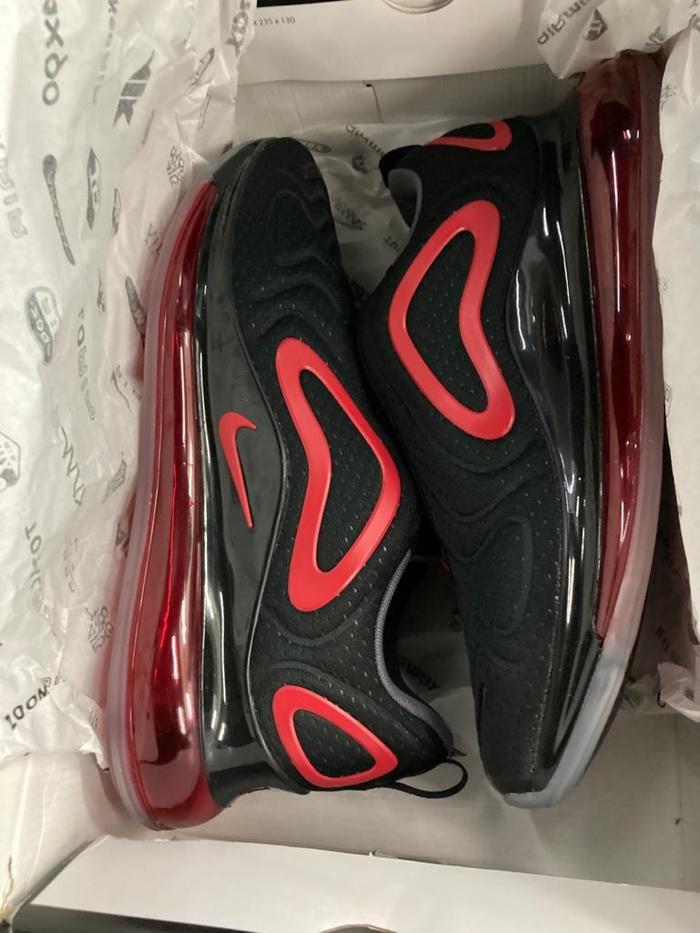 720 black and red