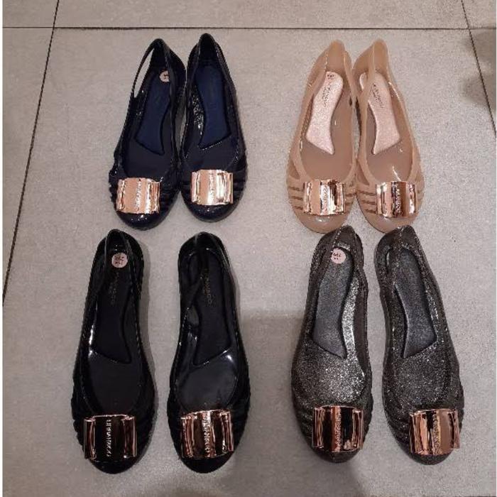 Jual Sepatu jelly Urban u0026 Co Ori Murah READY SALE Jellyshoes Urban N Co -  Jakarta Utara - Alvito Energy | Tokopedia