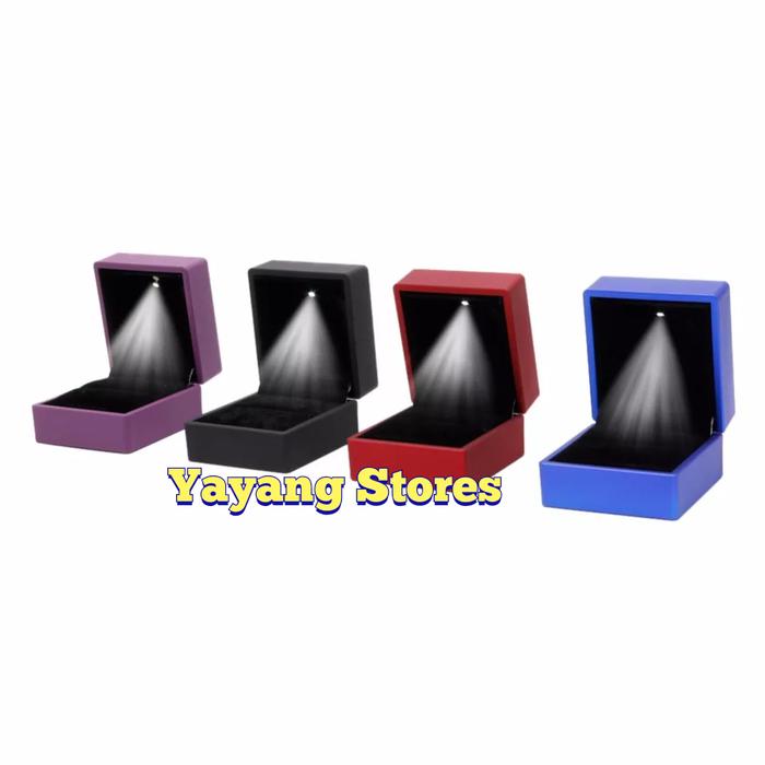 Gambar Kotak Cincin Led / Kotak Perhiasan Cincin Anting Lampu Led - Hitam dari Pranatan Store undefined Tokopedia