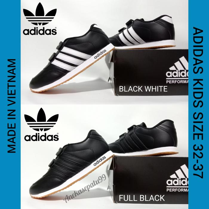 Gambar Sepatu Anak Adidas - Sepatu Olahraga Anak - Sepatu Sekolah Anak - - BLACK WHITE, 32 dari ANEKASEPATU99 undefined Tokopedia