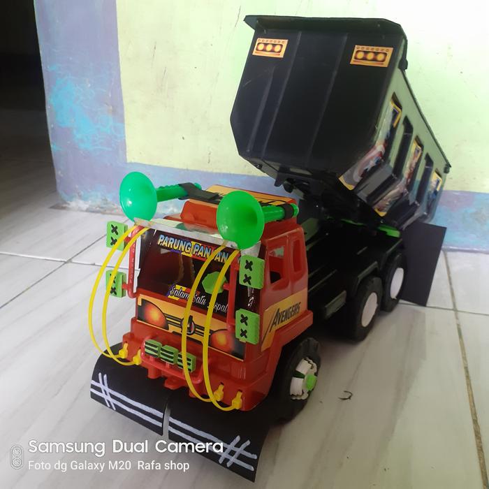 Gambar Truk oleng Mobilan Mainan plastik super keren termurah - Tanpa bumper dari Raffaa shop undefined Tokopedia