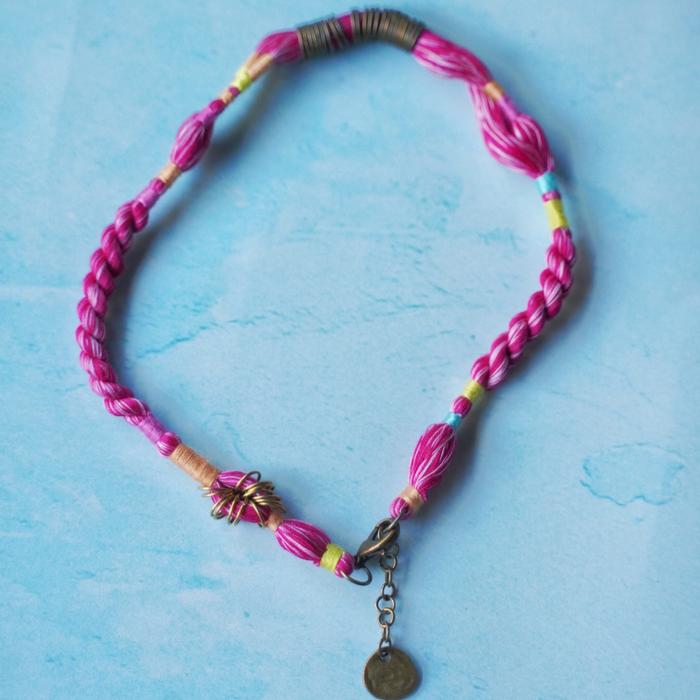 Gambar Ikat Bracelet - Merah Muda dari Manikan undefined Tokopedia