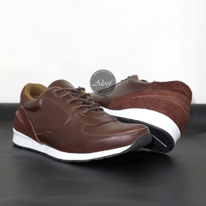 Gambar Sepatu Pria Sneakers Aloof Lutfi Kulit Original Handmade - Cokelat, 40 dari cheaps shoes undefined Tokopedia