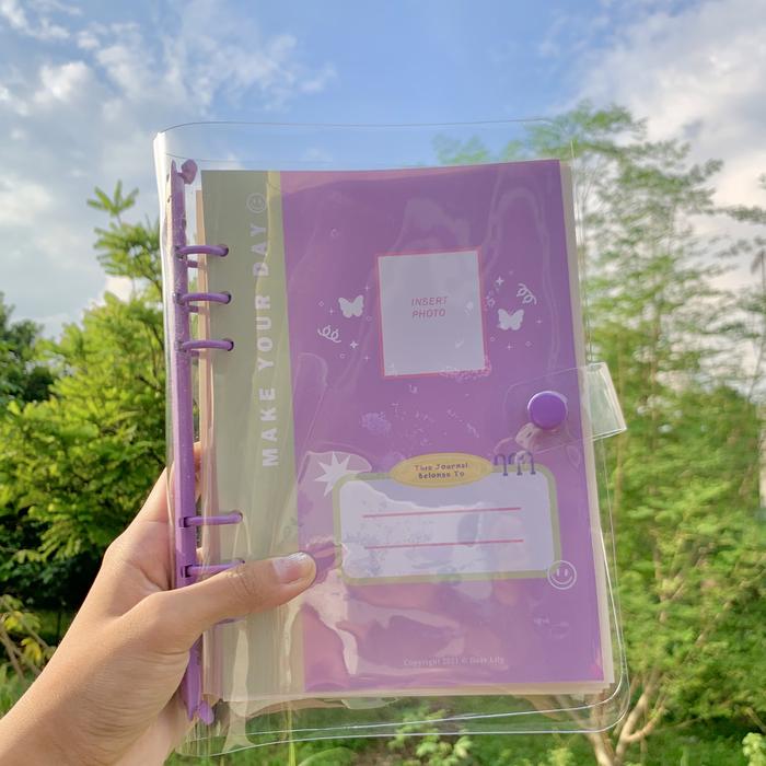 Gambar A5 Cover Binder Composition Kpop Journaling Bujo - Ungu, Front & Back dari Dear Lily Studio undefined Tokopedia
