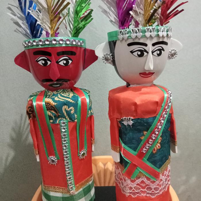 Gambar boneka ondel ondel betawi mainan oleh dari ondel-ondel Betawi grosir undefined Tokopedia