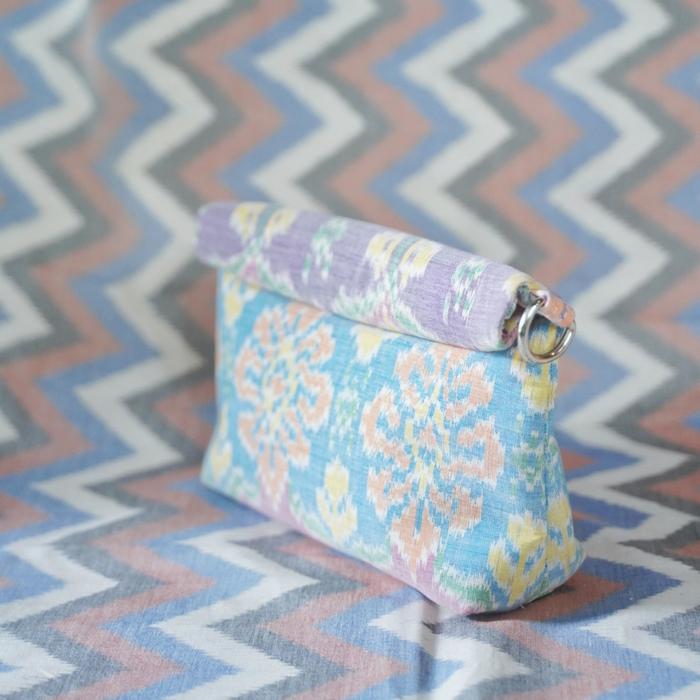 Gambar Putu Ikat Clutch - Colorful dari Manikan undefined Tokopedia
