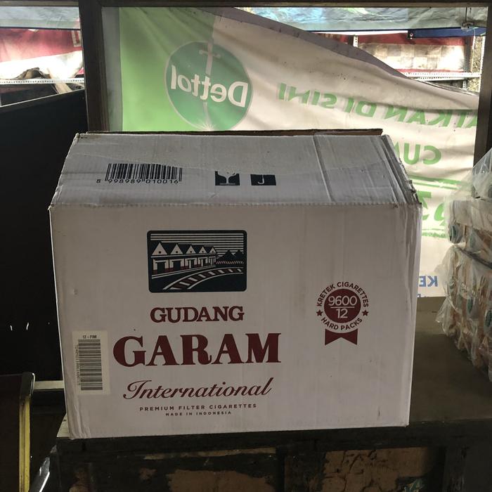 Gambar Kardus rokok gudang garam filter dari Betta rawa undefined Tokopedia