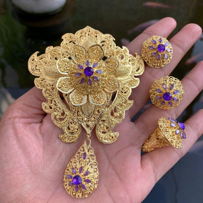 Gambar set bros alpaka bali motif pari klopak padi - Ungu dari gita silver 99 undefined Tokopedia