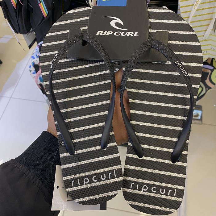 Gambar Sandal Ripcurl Wanita P21 Glitter Stripe Original - Hitam, 36 dari Adtga Bali Shop undefined 5 Tokopedia