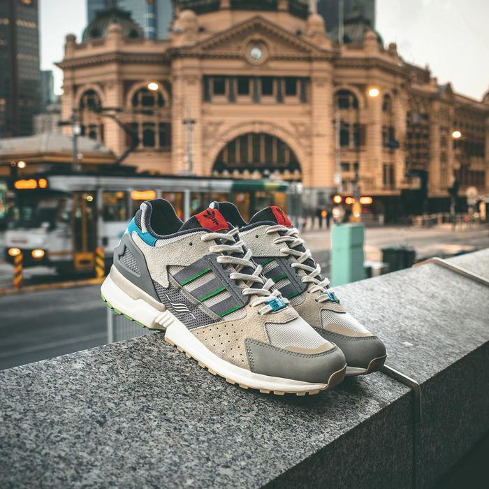 じい The 43einhalb x adidas ZX 10000 'Joint Path' F&F Box is