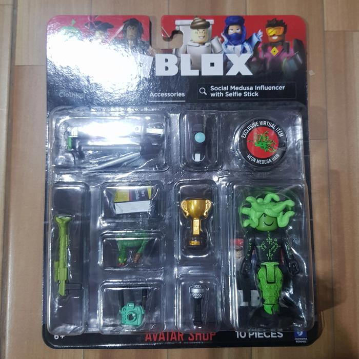 Gambar Roblox Avatar Shop Master Social Medusa Influenser With Selfie Stick dari PasarToys undefined Tokopedia