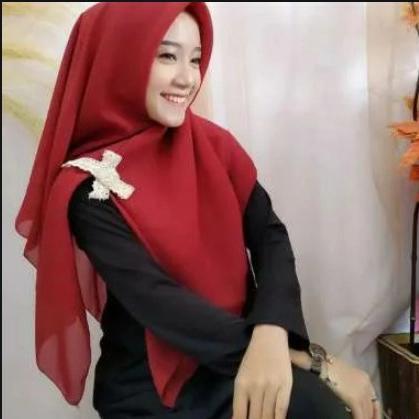 Gambar Hijab instan renda - Merah dari iqrosoft undefined Tokopedia