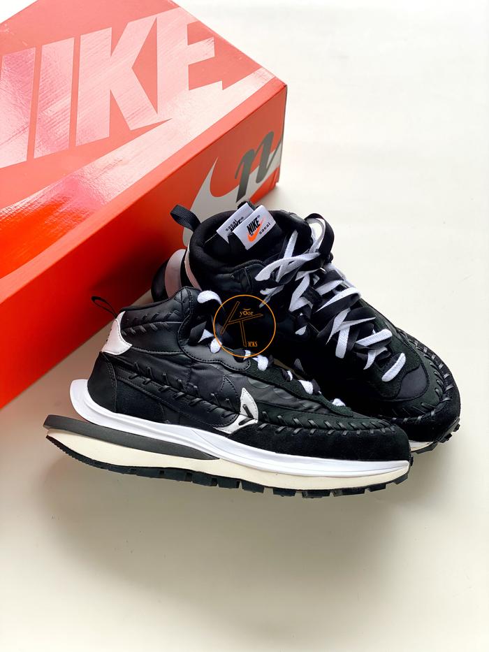 nike ld vaporwaffle mix sacai jean paul gaultier black white