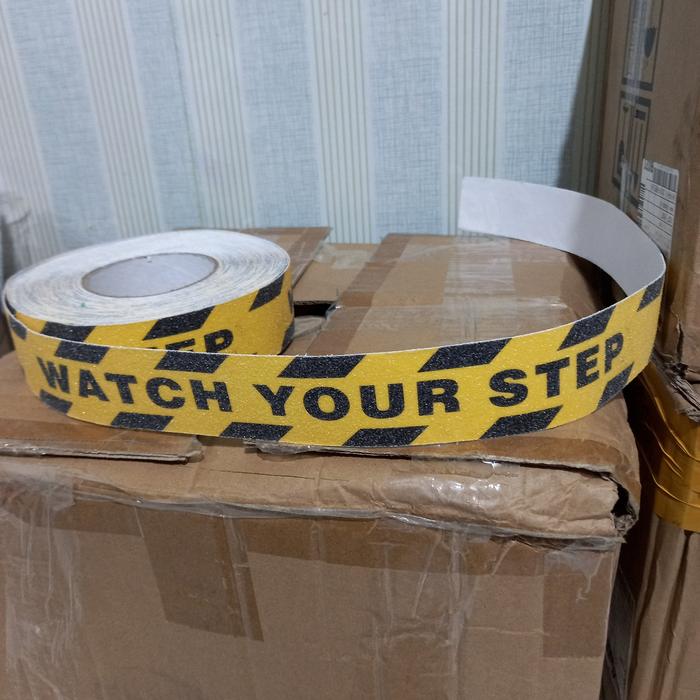 Gambar sticker safety walk watch your step not 3m-solasi anti licin dari jaya tape insulation undefined Tokopedia