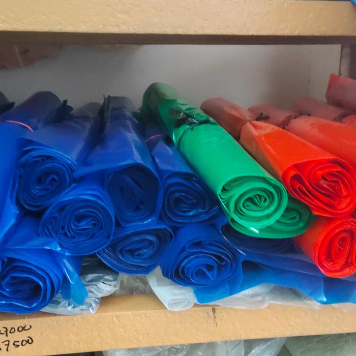 Gambar plastik layangan tebal mengkilap dari myeverything32 undefined Tokopedia