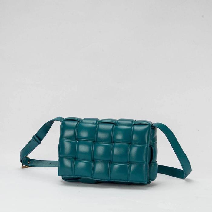 Gambar Bottega Veneta BV Padded Cassette Bag - Mallard dari Luxential undefined Tokopedia