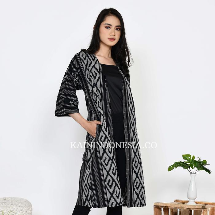 Gambar KI Outer Kimono Alesha Kinan Hitam Motif Wanita Tenun Blazer Jaket Simple Nyaman - Hitam, 4 dari KainIndonesiaco undefined Tokopedia