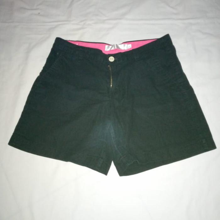 Gambar Preloved Celana Pendek Hitam Giordano Khakis Original Bekas dari JORNIC COLLECTIONS undefined Tokopedia