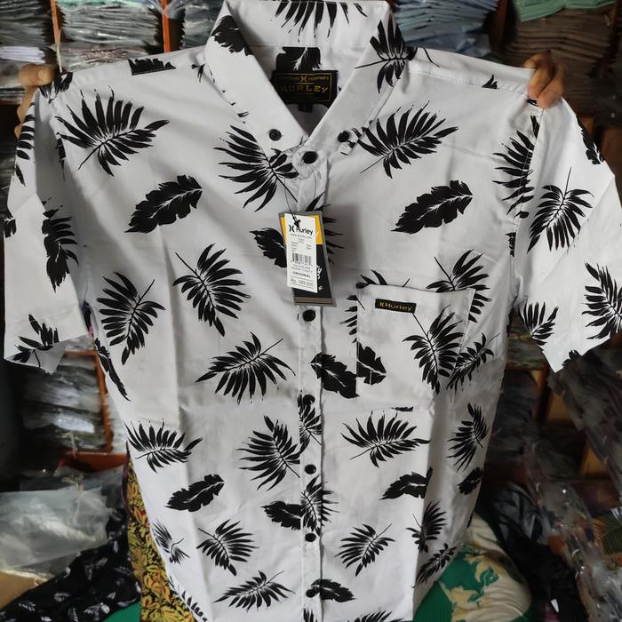 Gambar Kemeja Pantai Pria Lengan Pendek - Z10, M dari billoz_store undefined Tokopedia