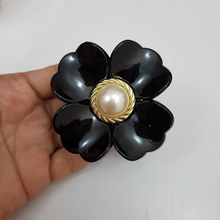 Gambar Jepit Rambut Motif Bunga Aksen Mutiara Simple Cantik JD25 - Black dari Star Gallery undefined Tokopedia