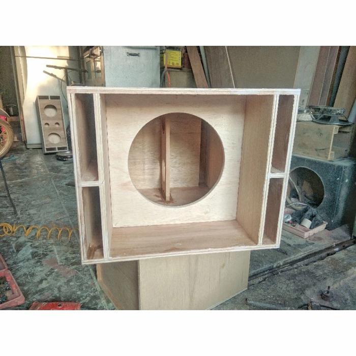 Gambar BOX SPEAKER MODEL SPL 6 INCHI dari RAKAILA STORE undefined Tokopedia