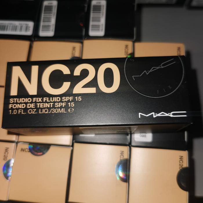 Gambar MAC Studio Fix Fluid Foundation SPF 15 - NC 20 dari UNOME - You Know Me undefined Tokopedia