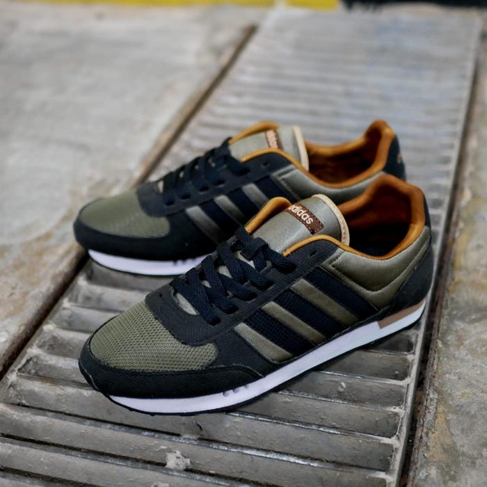 Sepatu Sneakers Casual Original ADIDAS NEO CITY RACER OLIVE GREEN green,  44 di Pootstepsid Tokopedia