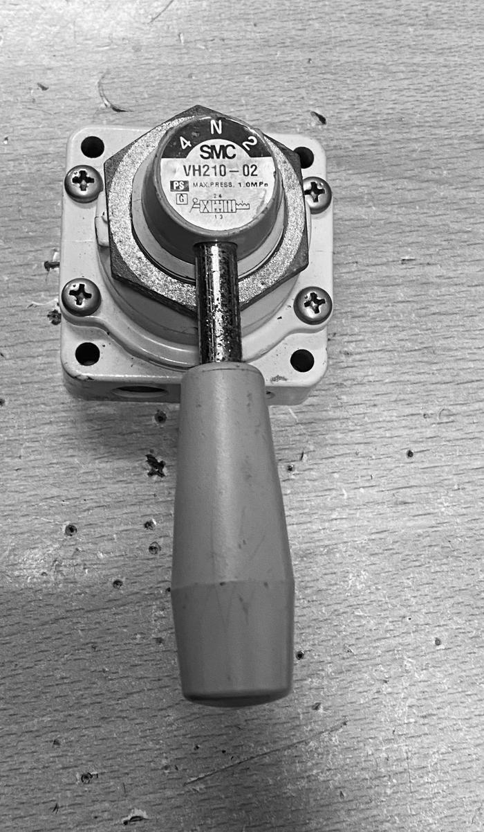 Valve Manuelle SMC Modèle VH210-02 - Neuf Sous Emballage - Pour Systèmes Pneumatiques