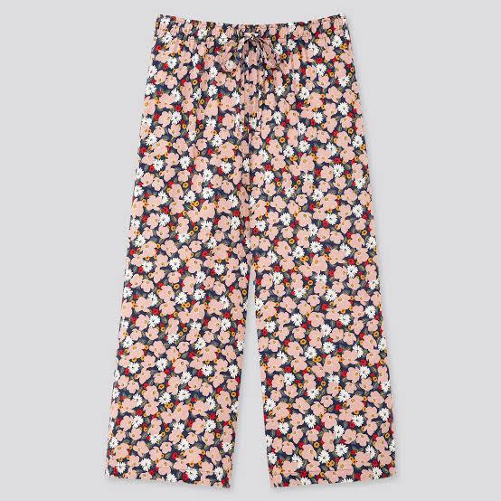 Gambar KULOT 3/4 WANITA MOTIF FLORAL BRAND UNIQLO ORIGINAL/FASHION WANITA - pink floral, M dari Zaffa24 undefined Tokopedia
