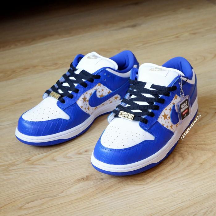 Jual Supreme x Nike SB Dunk Low 
