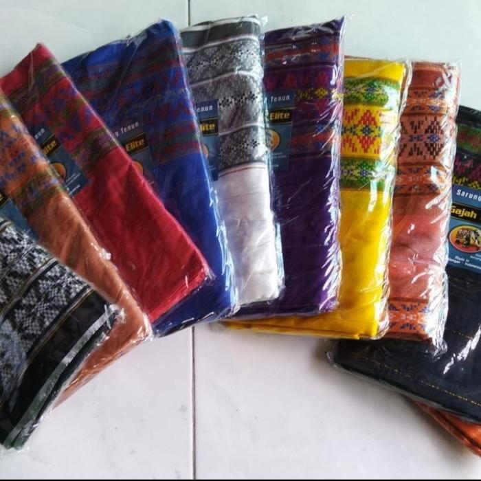 Gambar Sarung bugis makassar - Hitam dari As Syifa6060 undefined Tokopedia