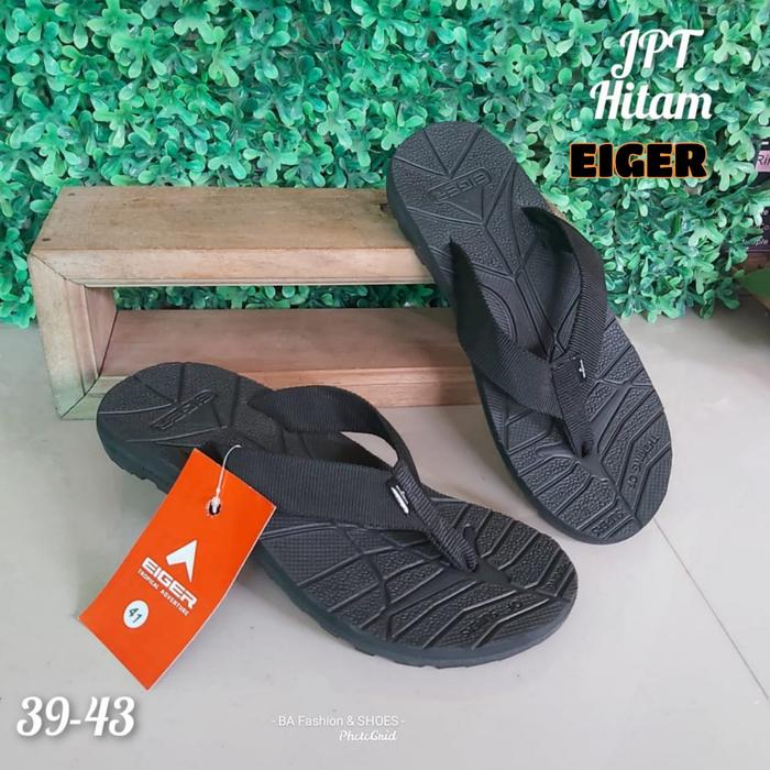 Gambar Syirrel - Sandal Gunung Outdoor Pria Kualitas Oke Harga Terjangkau - Hitam, 39 dari Syirrel Online Shop undefined Tokopedia