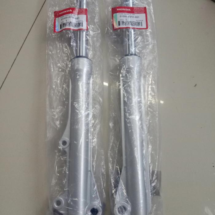 Gambar SHOCK DEPAN HONDA KARISMA/SUPRA X 125 OLD/BATMAN/KODE KPH dari JN autopart undefined Tokopedia