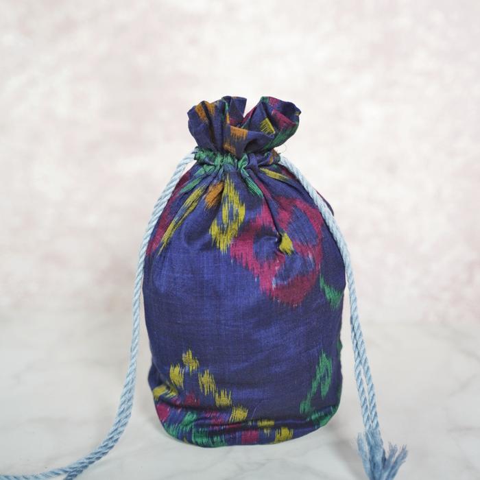 Gambar Candy Pouch Ikat - Biru dari Manikan undefined Tokopedia