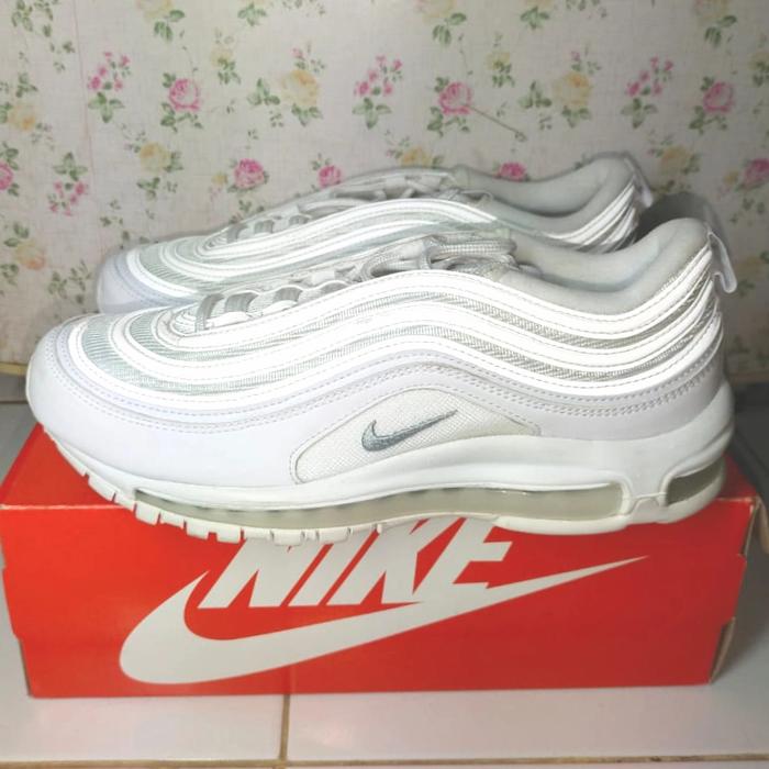 nike air max 97 triple white size 9
